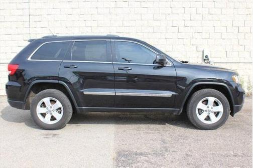 2012 Jeep Grand Cherokee 4WD 4dr Laredo