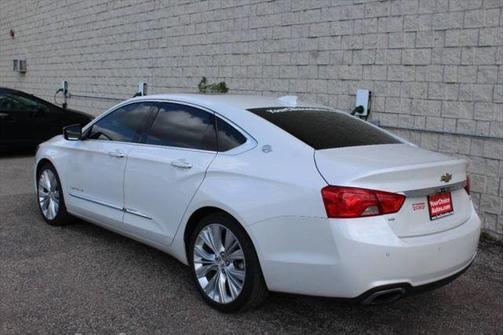 Iridescent Pearl Tricoat 2016 Chevrolet Impala 4dr Sdn LTZ w/2LZ