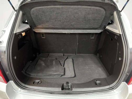 Silver Ice Metallic 2018 Chevrolet Trax LT