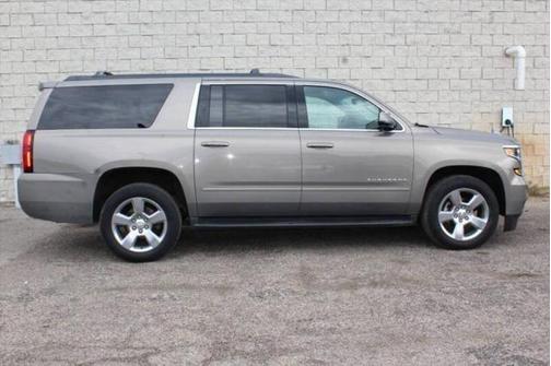 2017 Chevrolet Suburban LS