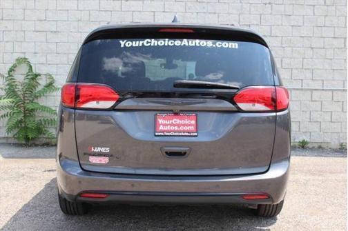 2018 Chrysler Pacifica Touring-L