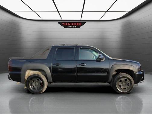 2011 Chevrolet Avalanche 1500 LS