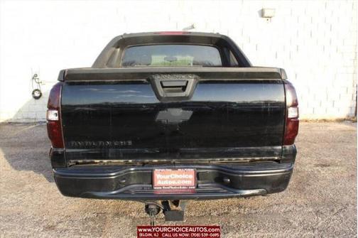 2011 Chevrolet Avalanche 1500 LS