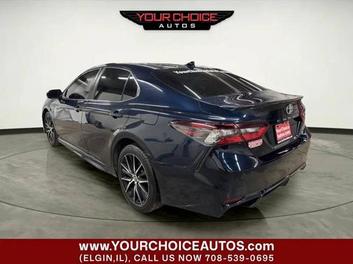 Teal 2021 Toyota Camry SE
