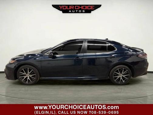 Teal 2021 Toyota Camry SE