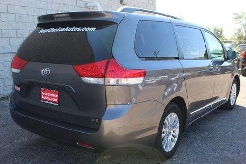 2011 Toyota Sienna 5dr 7-Pass Van V6 XLE AAS FWD (Natl)