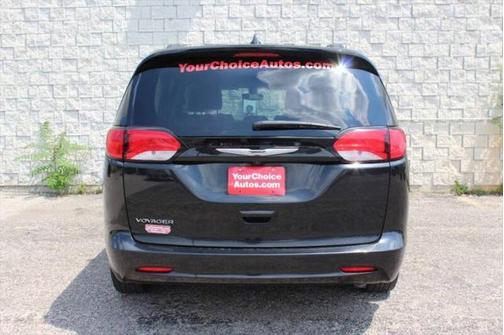 2021 Chrysler Voyager LXI