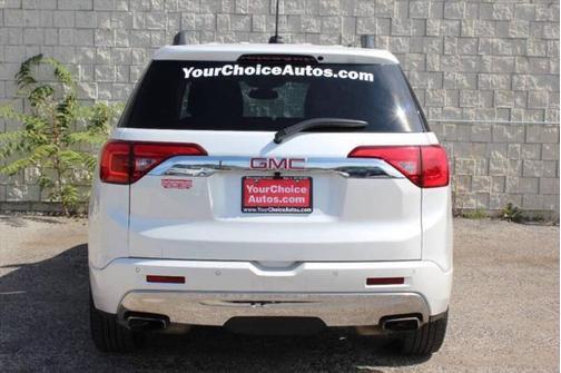 2017 GMC Acadia Denali