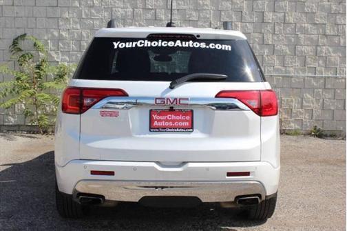 2017 GMC Acadia Denali