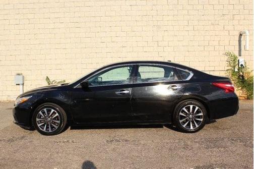 2017 Nissan Altima 2.5 SV Sedan