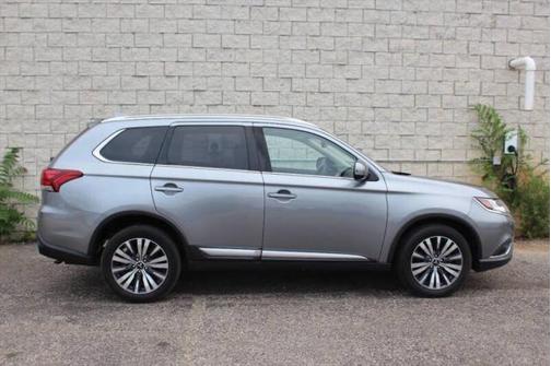 2020 Mitsubishi Outlander SEL