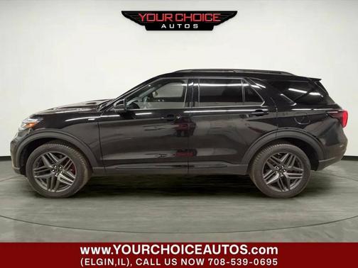 Agate Black Metallic 2025 Ford Explorer ST-Line