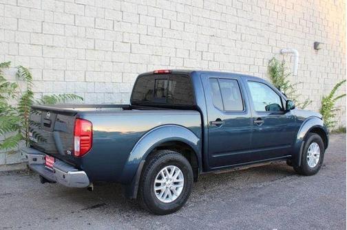 Arctic Blue Metallic 2016 Nissan Frontier 2WD Crew Cab SWB Auto SV