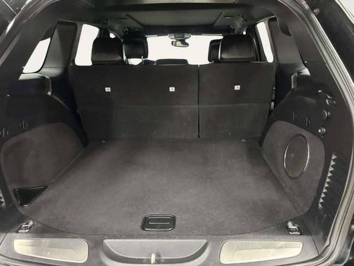 Diamond Black Crystal Pearlcoat 2019 Jeep Grand Cherokee Limited X