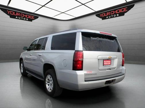 2017 Chevrolet Suburban LT