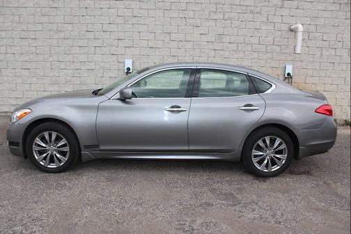 2013 INFINITI M37x Base