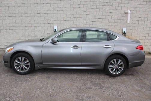2013 INFINITI M37x Base