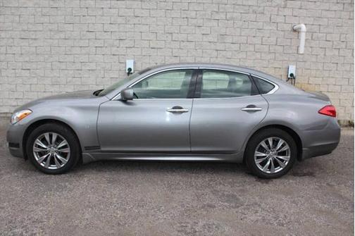 2013 INFINITI M37x Base