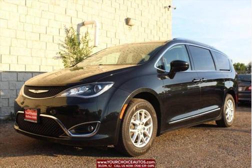2020 Chrysler Pacifica Touring L