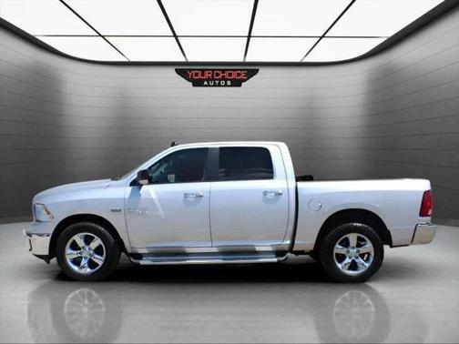 Bright Silver Metallic Clearcoat 2016 RAM 1500 4WD Crew Cab 140.5" Big Horn