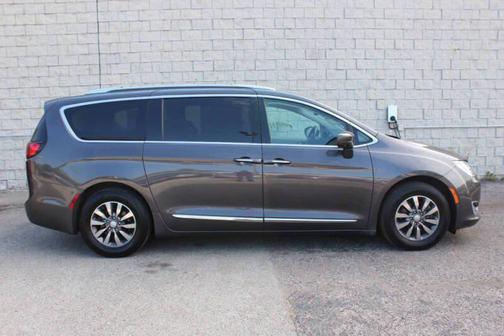 2019 Chrysler Pacifica Touring-L Plus