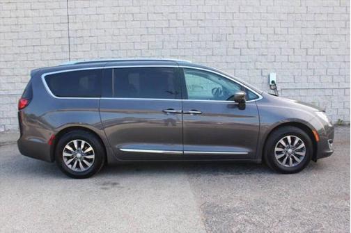 2019 Chrysler Pacifica Touring-L Plus