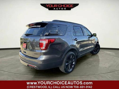 Pewter 2017 Ford Explorer XLT