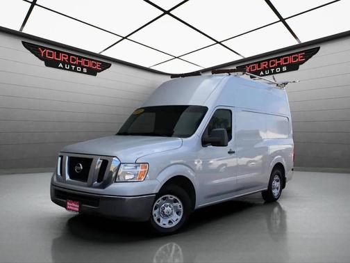 2013 Nissan NV Cargo NV2500 HD SV V8