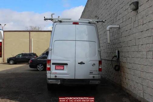 2013 Nissan NV Cargo NV2500 HD SV V8