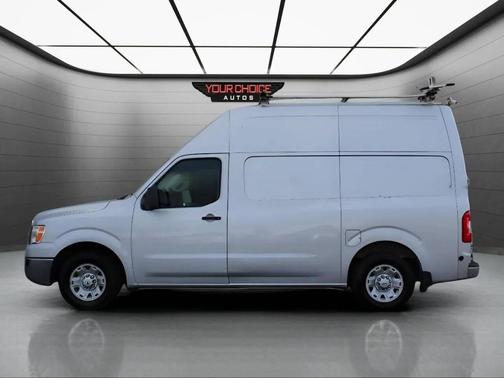 2013 Nissan NV Cargo NV2500 HD SV V8