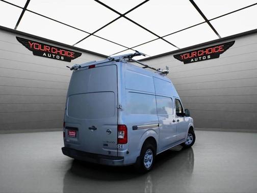 2013 Nissan NV Cargo NV2500 HD SV V8