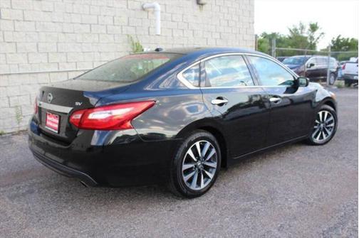 2017 Nissan Altima 2.5 SV