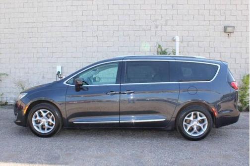 2019 Chrysler Pacifica Touring-L Plus