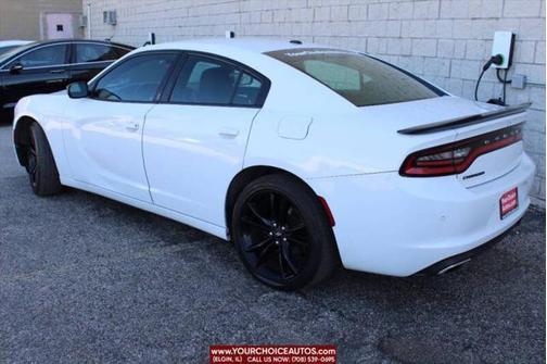 2018 Dodge Charger SXT