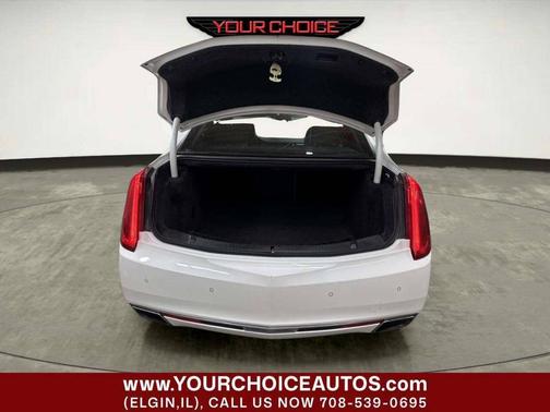 Crystal White Tricoat 2016 Cadillac XTS Luxury