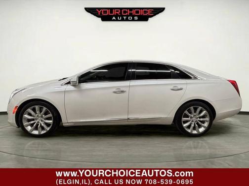 Crystal White Tricoat 2016 Cadillac XTS Luxury