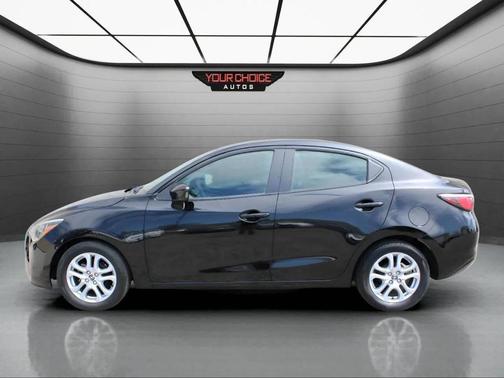 2016 Scion iA Base 4dr Sedan 6A