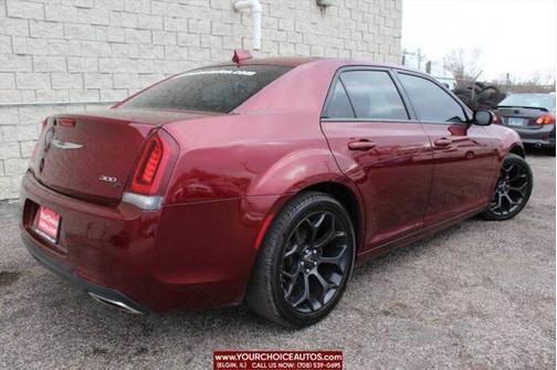 2019 Chrysler 300 S