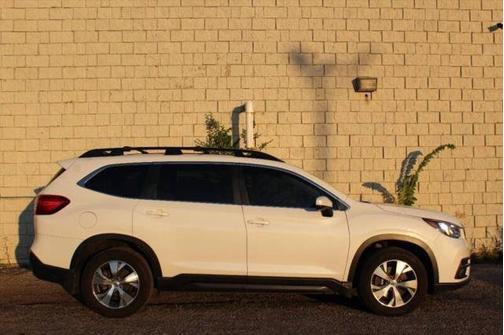 Crystal White Pearl 2020 Subaru Ascent Premium 7-Passenger