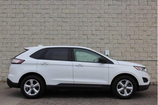 2016 Ford Edge SE