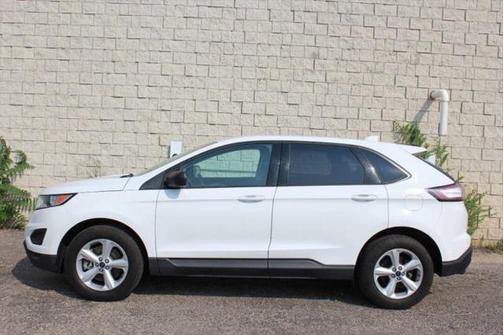 2016 Ford Edge SE