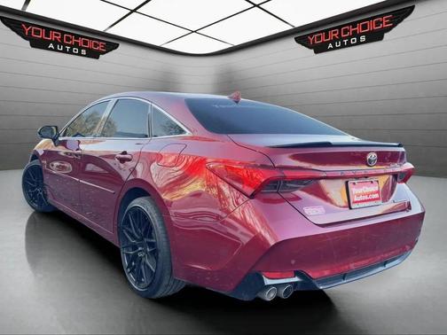 2019 Toyota Avalon Touring