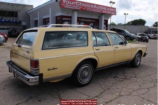 1986 Oldsmobile Custom Cruiser Base 4dr Wagon