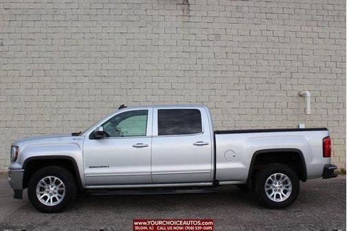 Quicksilver Metallic 2017 GMC Sierra 1500 4WD Crew Cab 153.0" SLE