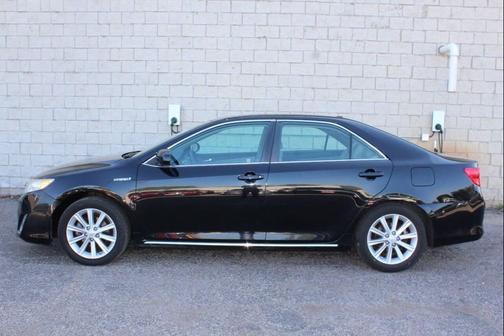 2013 Toyota Camry Hybrid XLE