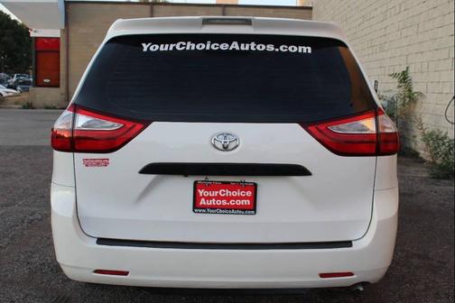 2018 Toyota Sienna SE