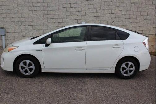 2013 Toyota Prius 5dr HB Two (Natl)