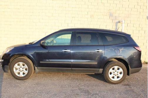 2017 Chevrolet Traverse LS