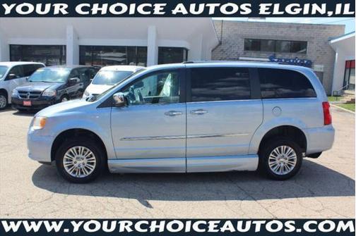 2012 Chrysler Town & Country Limited