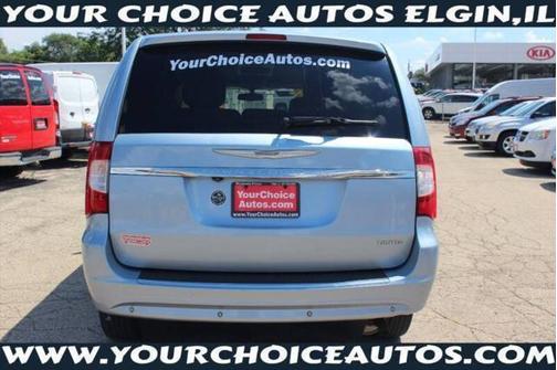 2012 Chrysler Town & Country Limited